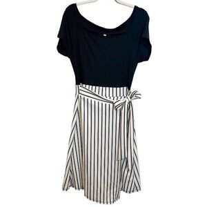 Find Me Plus Dress Size 1XL Striped Layered‎ Short Sleeve Peekaboo Front Midi